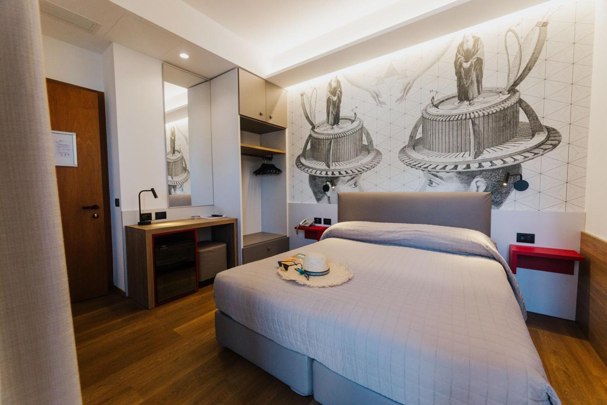 ביביונה Hotel La Serena מראה חיצוני תמונה