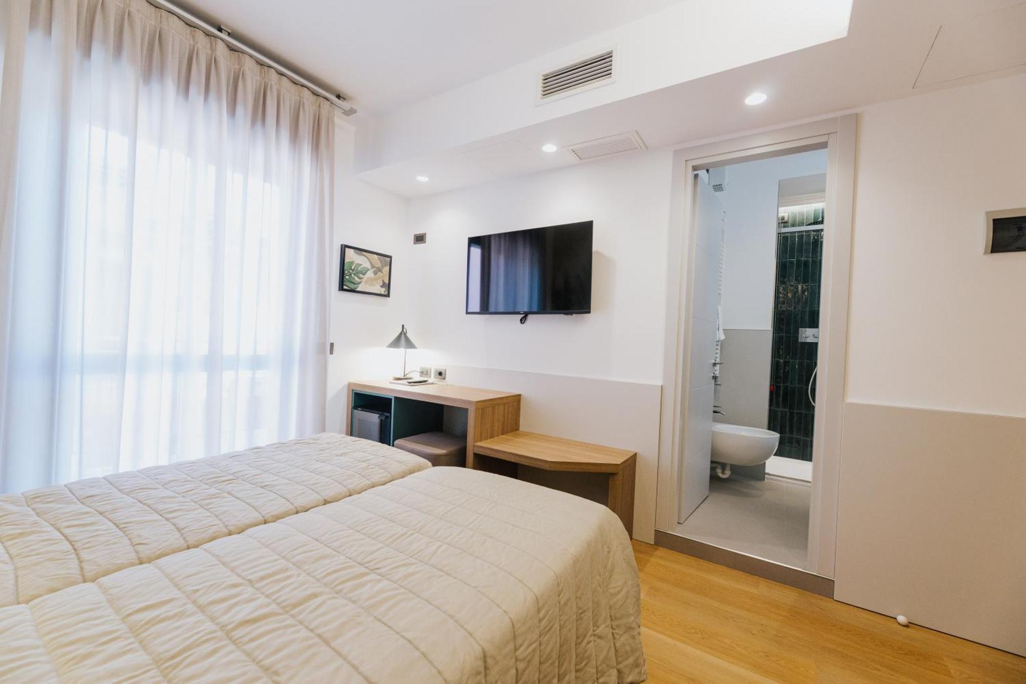 ביביונה Hotel La Serena מראה חיצוני תמונה